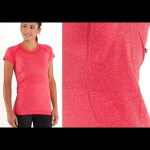 Lululemon workout top